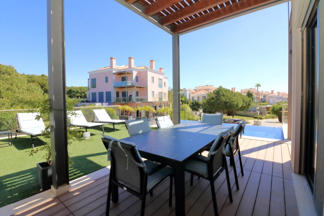 Apartamento T3 para Venda em Almancil Foto 5