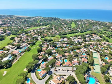 Moradia T4 para Venda em Almancil