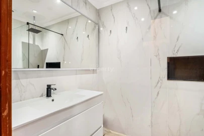 Prédio para Venda em Monte