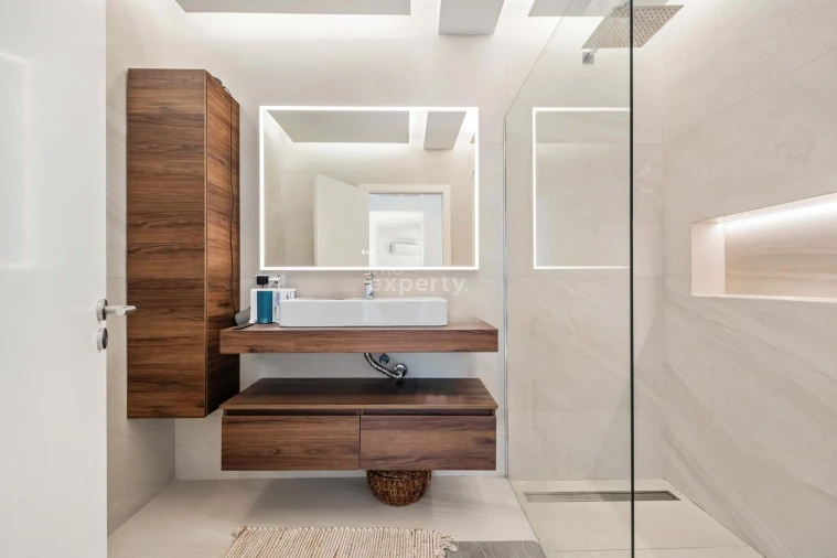 Prédio para Venda em Monte Foto 11