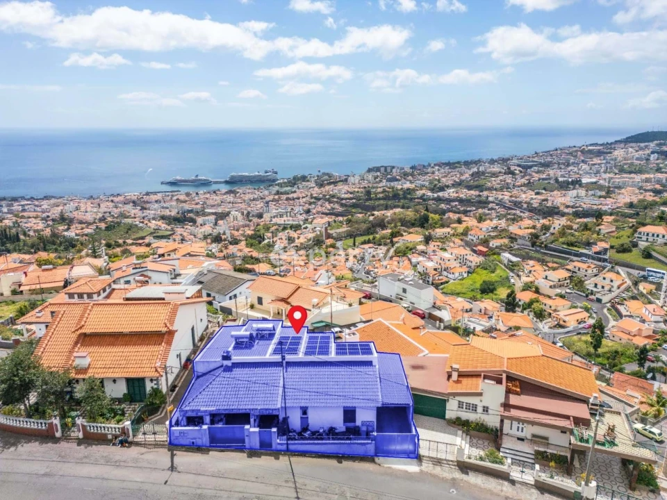 Prédio para Venda em Monte Foto 1
