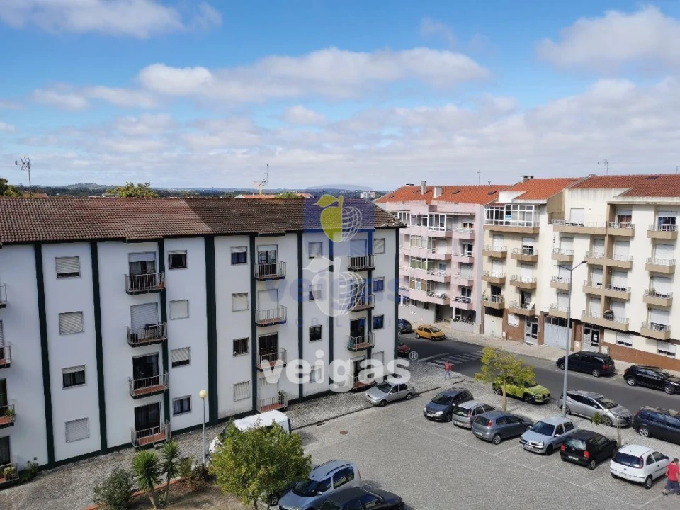 Apartamento T2 para Venda em Caldas da Rainha - Santo Onofre e Serra do Bouro Foto 14