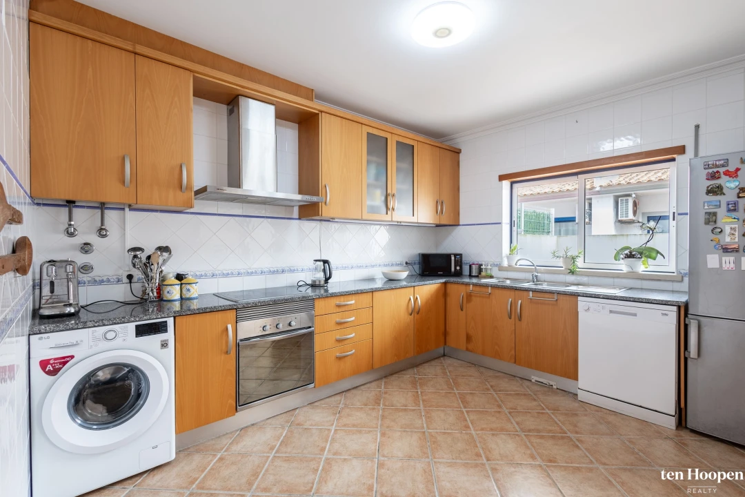 Moradia T3 para Venda em Luz Foto 3