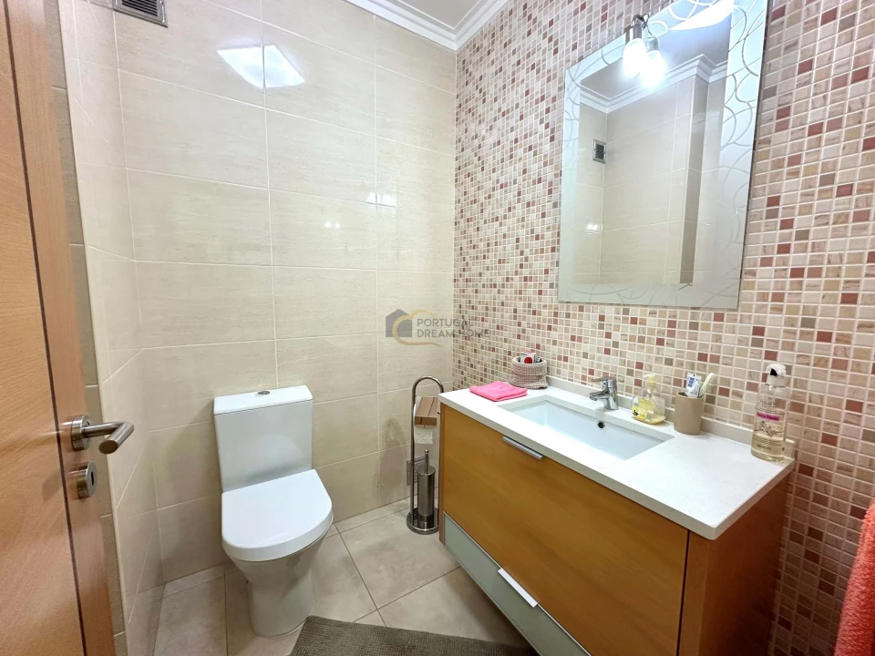 Apartamento T2 para Venda em Albufeira e Olhos de Água Foto 11