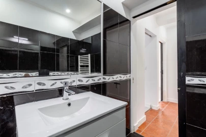 Apartamento T2 para Venda em Agualva e Mira-Sintra