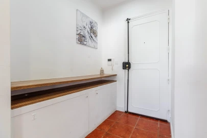 Apartamento T2 para Venda em Agualva e Mira-Sintra