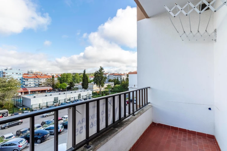 Apartamento T2 para Venda em Agualva e Mira-Sintra Foto 25