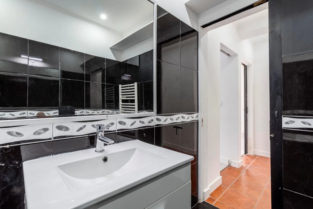 Apartamento T2 para Venda em Agualva e Mira-Sintra Foto 31