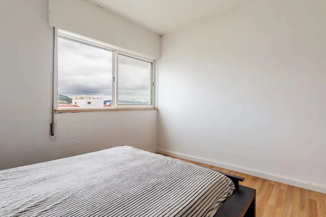 Apartamento T4 para Venda em Santo António dos Cavaleiros e Frielas Foto 29