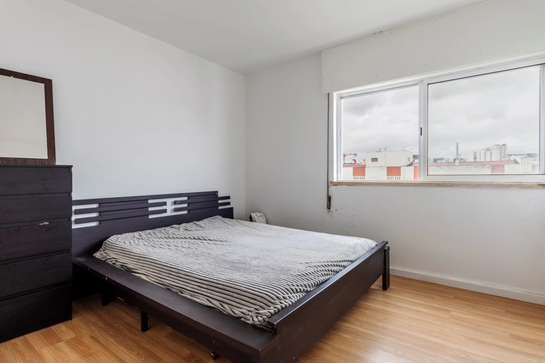 Apartamento T4 para Venda em Santo António dos Cavaleiros e Frielas Foto 30