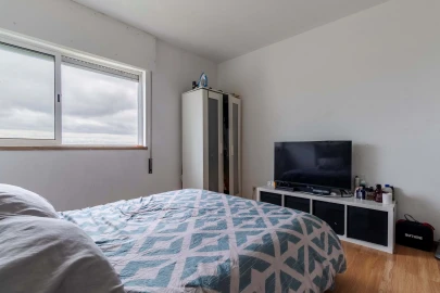 Apartamento T4 para Venda em Santo António dos Cavaleiros e Frielas