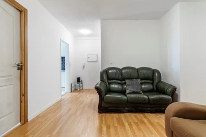 Apartamento T4 para Venda em Santo António dos Cavaleiros e Frielas