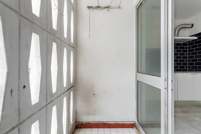 Apartamento T4 para Venda em Santo António dos Cavaleiros e Frielas