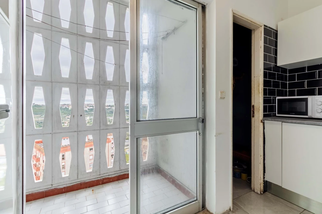 Apartamento T4 para Venda em Santo António dos Cavaleiros e Frielas Foto 7