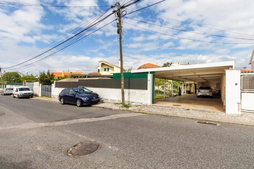 Moradia T5 para Venda em Algueirão-Mem Martins Foto 93