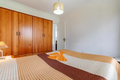 Moradia T5 para Venda em Algueirão-Mem Martins