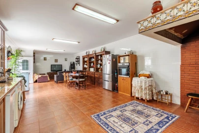 Moradia T5 para Venda em Algueirão-Mem Martins