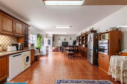 Moradia T5 para Venda em Algueirão-Mem Martins