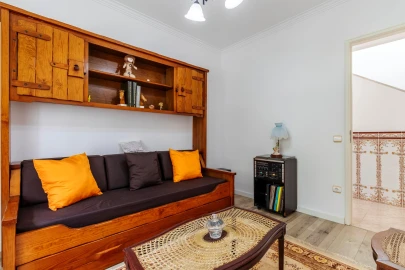 Moradia T5 para Venda em Algueirão-Mem Martins