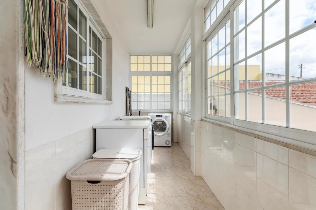 Moradia T5 para Venda em Algueirão-Mem Martins Foto 57