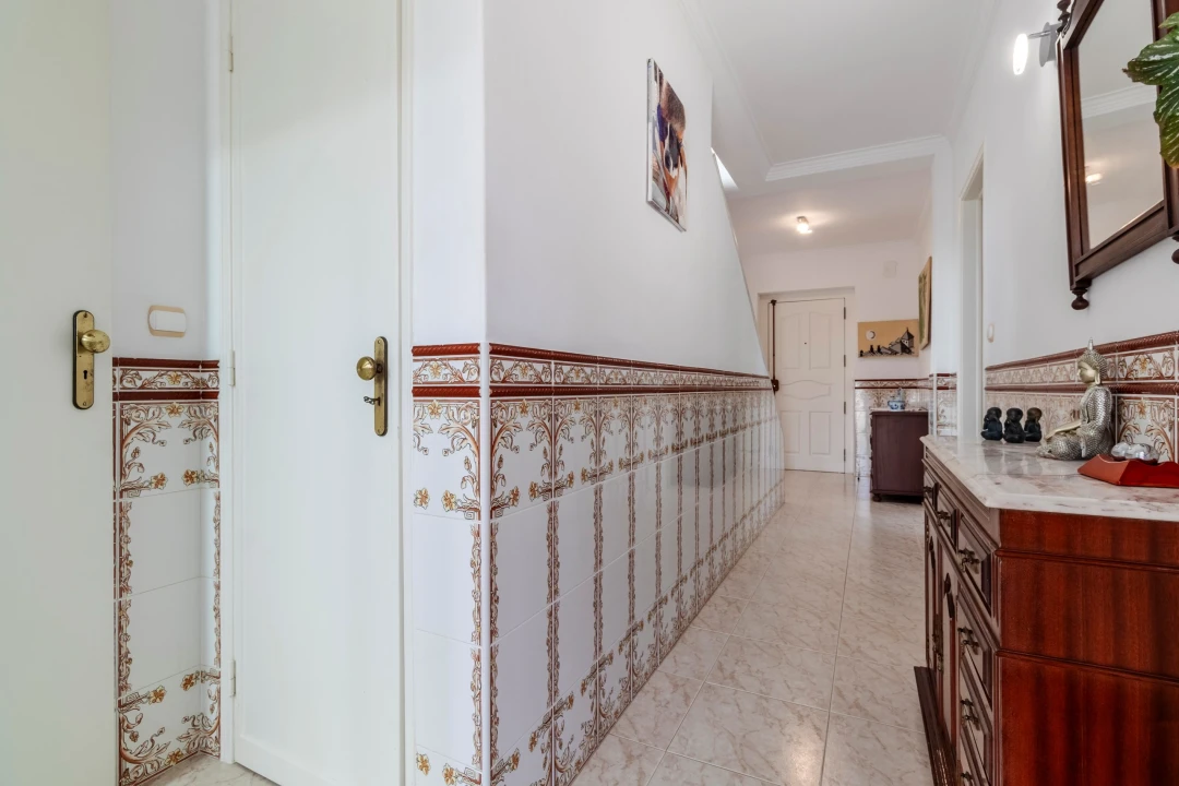 Moradia T5 para Venda em Algueirão-Mem Martins Foto 45