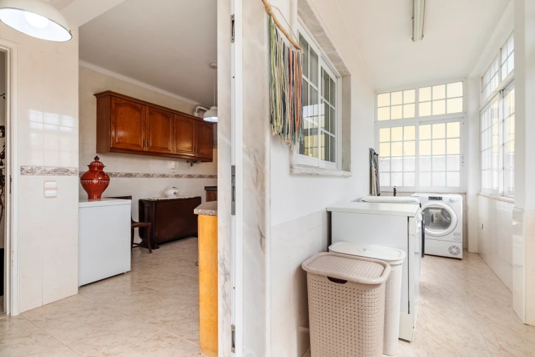 Moradia T5 para Venda em Algueirão-Mem Martins Foto 56