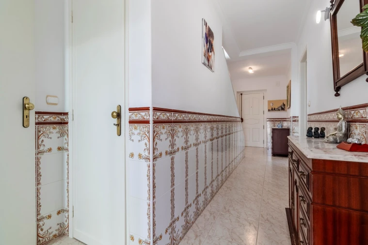 Moradia T5 para Venda em Algueirão-Mem Martins Foto 45