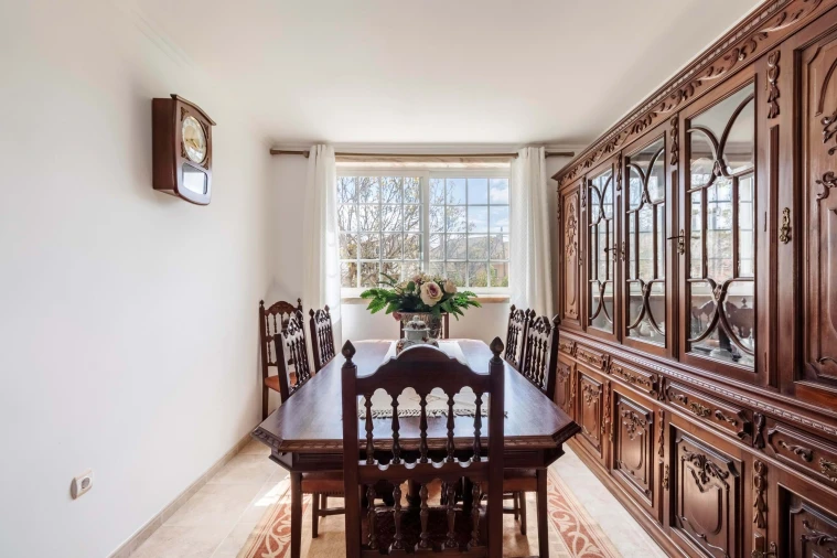 Moradia T5 para Venda em Algueirão-Mem Martins Foto 9