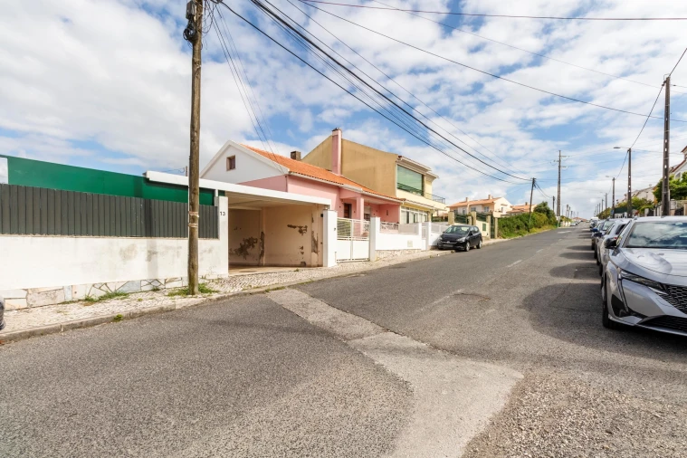 Moradia T5 para Venda em Algueirão-Mem Martins Foto 94