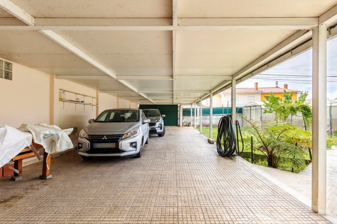 Moradia T5 para Venda em Algueirão-Mem Martins Foto 83