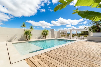 Moradia T4 para Venda em Quarteira