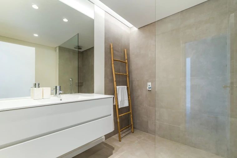 Moradia T4 para Venda em Quarteira Foto 15