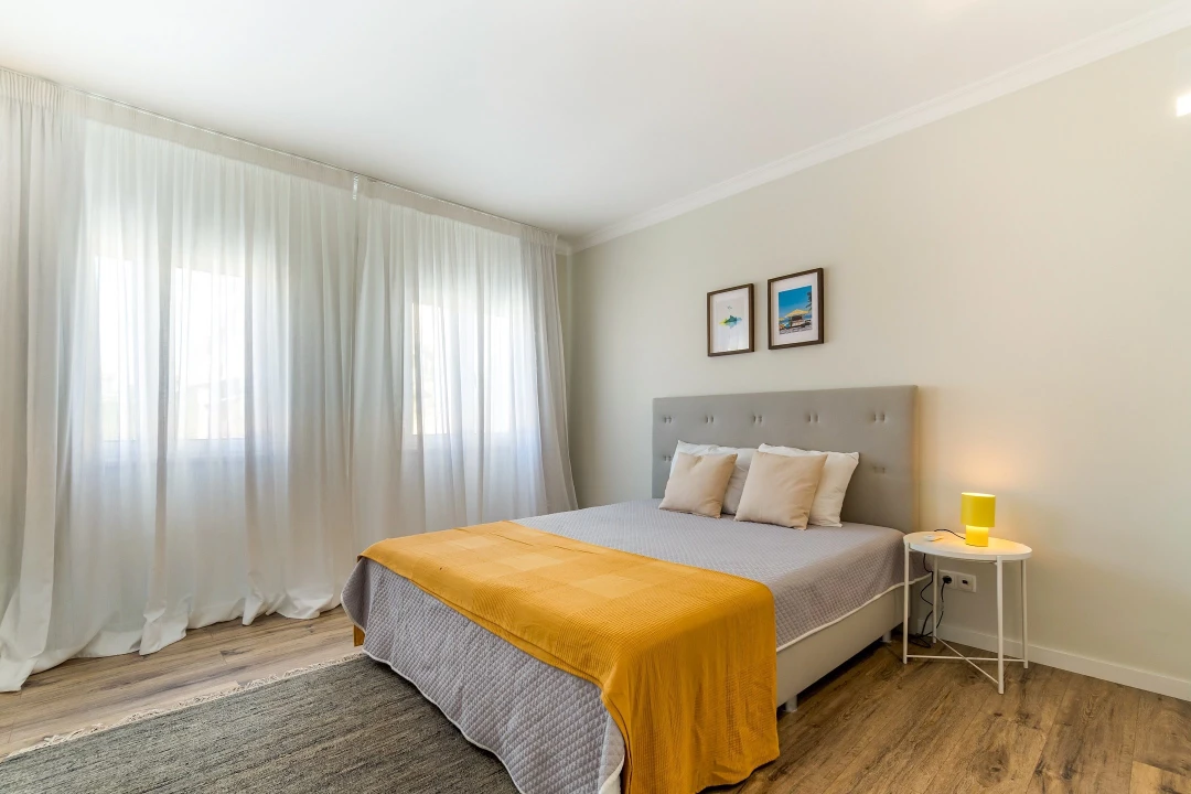 Moradia T4 para Venda em Quarteira Foto 14