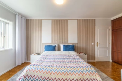 Apartamento T2 para Venda em Campanhã
