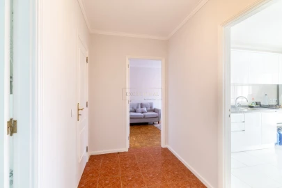 Apartamento T2 para Venda em Campanhã