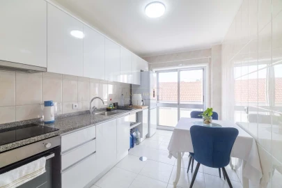 Apartamento T2 para Venda em Campanhã