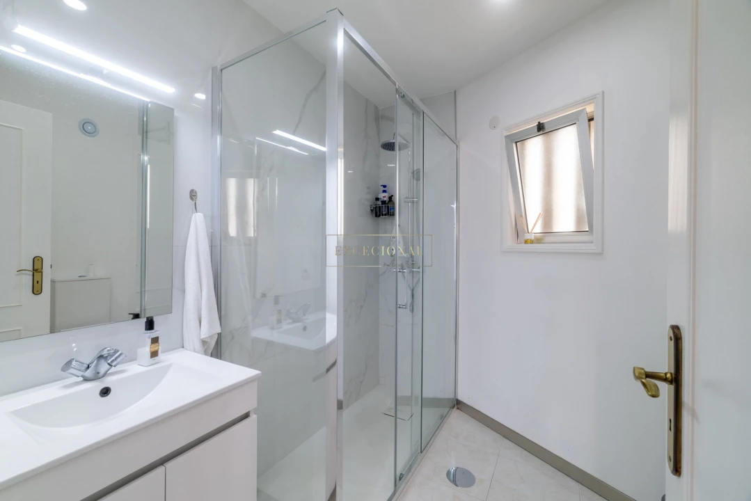Apartamento T2 para Venda em Campanhã Foto 18