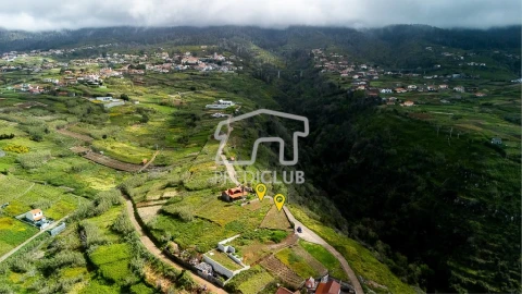 Terreno para Venda em Fajã da Ovelha