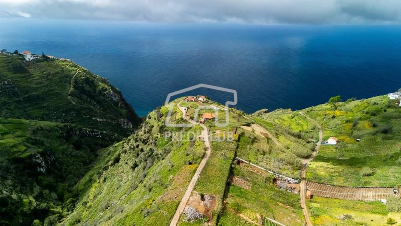 Terreno para Venda em Fajã da Ovelha Foto 13