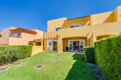 Moradia T3 para Venda em Quarteira