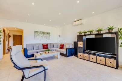 Moradia T3 para Venda em Quarteira