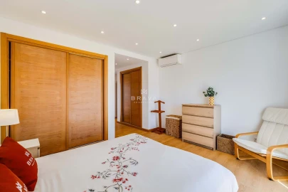 Moradia T3 para Venda em Quarteira