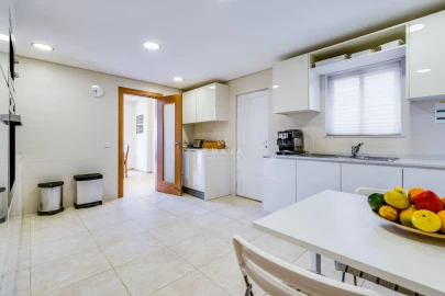 Moradia T3 para Venda em Quarteira