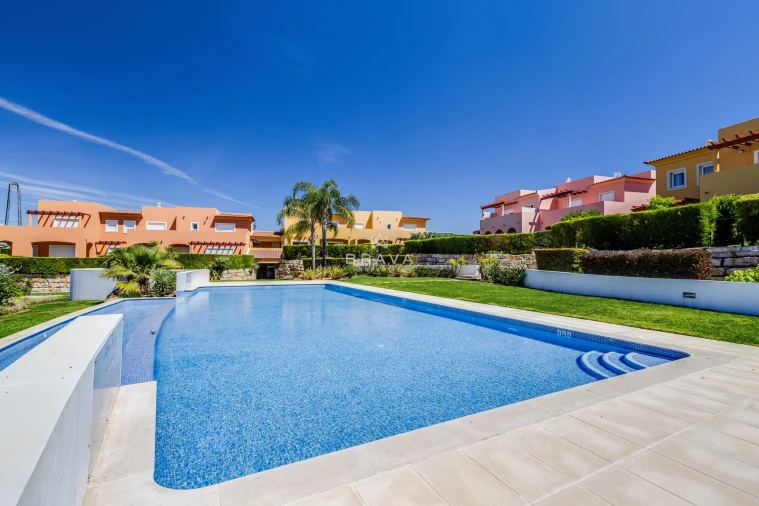 Moradia T3 para Venda em Quarteira Foto 28