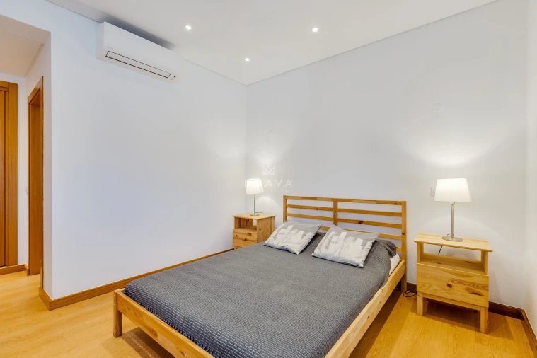 Moradia T3 para Venda em Quarteira Foto 13