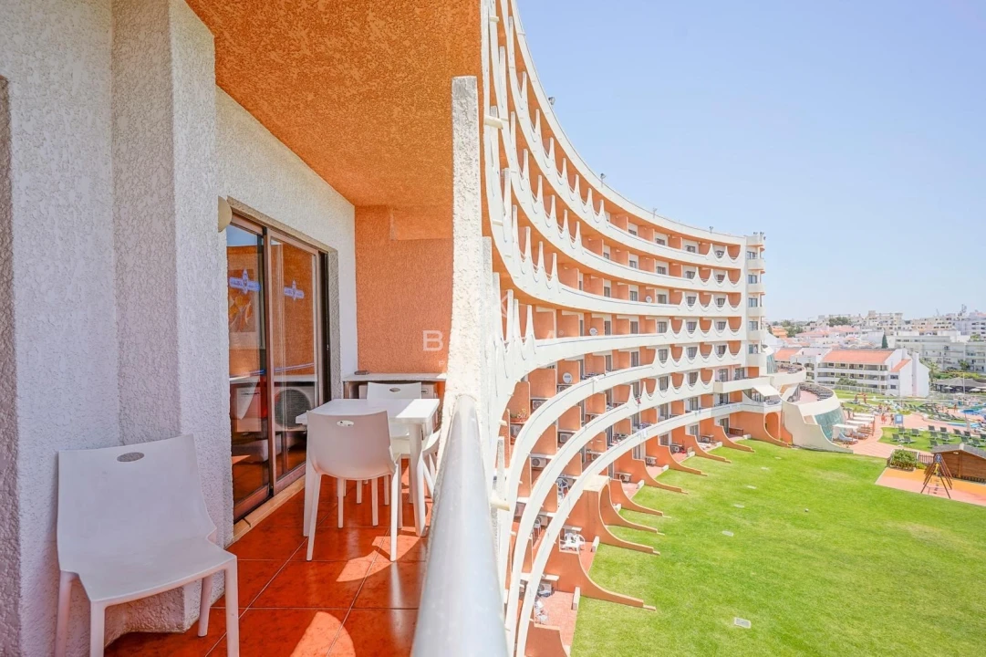 Apartamento T1 para Venda em Albufeira e Olhos de Água Foto 1