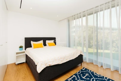 Moradia T4 para Arrendamento em Canidelo