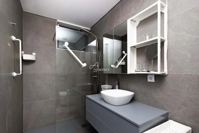 Moradia T4 para Arrendamento em Canidelo