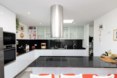 Moradia T4 para Arrendamento em Canidelo