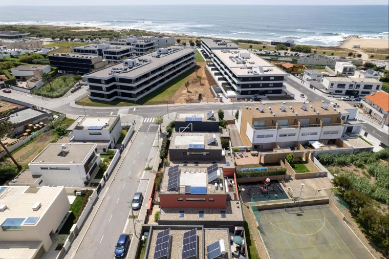 Moradia T4 para Arrendamento em Canidelo Foto 3